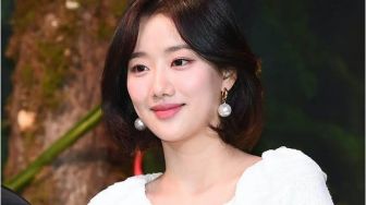 Mantan Anggota APRIL Lee Naeun Tanda Tangani Kontrak dengan Namoo Actors