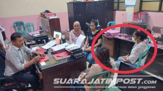 Dua Janda di Banyuwangi Gelap Mata, Terekam CCTV Curi Tas di Toko, Korban Memaafkan