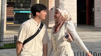 Putri Delina Mesra dengan Jeffry Reksa, Digandeng dan Makan Sepiring Berdua, Netizen: Semoga Dilancarkan Menuju Halal