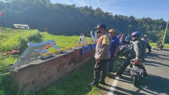 Ada Botol Miras di Lokasi Perusakan Tulisan Desa Adat Batusesa