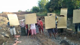 Wapres Maruf Amin Kunjungan ke Mojokerto, Petani Demo di Lokasi Tambang