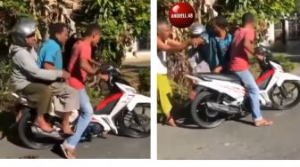 Niat Bantu dan Angkut Pria yang Luka-luka di Jalan, Pemotor Ini Malah Bikin Apes Korban