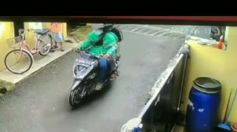 Viral Jambret Berjaket Ojol Incar Bocah di Pulogadung, Polisi: Pelaku Balik Arah, yang Dibonceng Ambil HP Korban