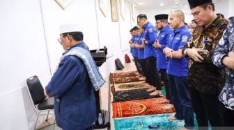 AHY Shalat Gaib untuk Emmeril Kahn Mumtadz