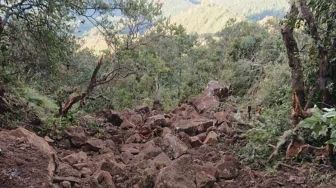 Terkendala Cuaca, Jalur Pendakian Cemoro Sewu Masih Ditutup, Belum Diperbaiki Akibat Longsor