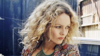 Profil Vanessa Paradis, Mantan Kekasih Johnny Depp yang Hidup Bersama Selama 14 Tahun Tanpa Pernikahan