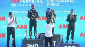 5 Momen Unik Formula E Jakarta, Puan Maharani Ikut Naik ke Podium Juara