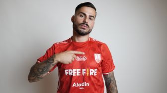 BREAKING NEWS! Jebolan Barcelona Gerard Artigas Resmi Jadi Pemain Baru Persis Solo