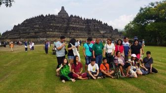 Diminta Netizen Tutup Total Ketimbang Menaikkan Harga Tiket, Ini Respon Pengelola Candi Borobudur