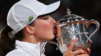 Juara French Open 2022 Iga Swiatek Minta Ukraina Tetap Kuat
