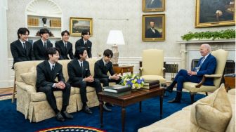 White House Merilis Video Pembicaraan Ramah Presiden Joe Biden Bersama BTS