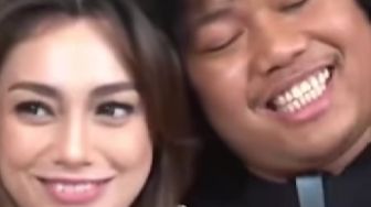 Marshel Widianto Bangga Bisa Mesra dengan Celine Evangelista: Ketika Dukun Lembur Terus