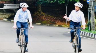 Potret Jokowi Bersama PM Australia Gowes Sepeda Bambu Diprotes Netizen Asal Bogor