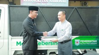 Pemerintah Kota Mataram Terima Mobil Pick-up, Kendaraan Roda Tiga, Sampai Dump Truck untuk Penanganan Sampah