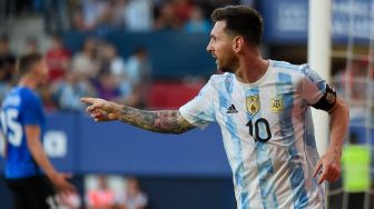 Minta Argentina Main Kolektif, Batistuta: Lionel Messi Bukan Yesus Kristus!
