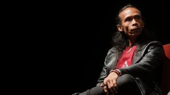 Pemain film Satria Dewa: Gatotkaca, Yayan Ruhian ditemui saat konferensi pers film terbarunya di Epicentrum XXI, Jakarta, Senin (6/6/2022). [Suara.com/Angga Budhiyanto]