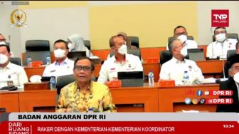 Mahfud MD Singgung Airlangga di Rapat DPR: 2023 Akan Ramai, KIB Sudah Dibentuk, Yang Lain Sudah Mikir Cetak Kaos