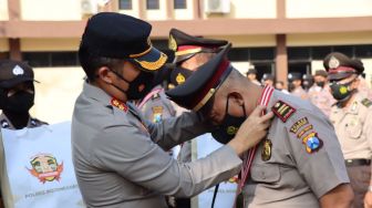 11 Anggota Purna Tugas, Kapolres : Jangan Sampai Tali Silaturahmi Terputus