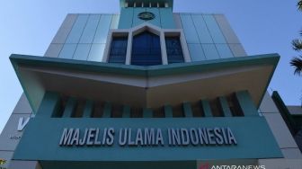MUI Tolak Pengesahan Pernikahan Beda Agama oleh PN Surabaya: Harus Dibatalkan..