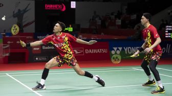 Menangi Perang Saudara, Fajar/Rian ke Perempat Final Indonesia Masters 2022