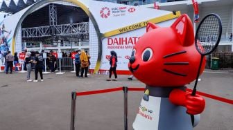 Suasana saat gelaran Indonesia Masters 2022 di Istora Senaya, Jakarta Pusat, Selasa (7/6/2022). [Suara.com/Alfian Winanto]