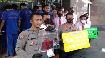 Dapat Barang dari Jakarta, Jimi dan Dukun Cs Edarkan Setengah Kilogram Sabu di Karawang