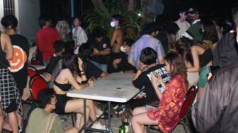 Ditarif Rp 8 Juta, Ini Fasilitas yang Didapat Tamu VIP Pesta Bikini di Depok
