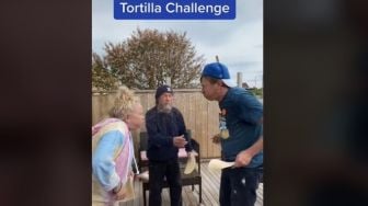 Tortilla Challenge Tiga Orang Ini Gagal, Netizen Malah Dibuat Ngakak