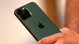 Daftar Harga iPhone Terbaru Juni 2022 Resmi di iBox