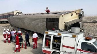 Kereta Tergelincir di Kawasan Iran Timur, Sebanyak 10 Orang Tewas 12 Lainnya Luka-luka