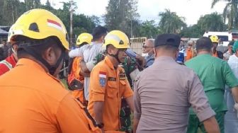 Terlempar ke Luar saat Helikopter Mengalami Crash, Seorang Balita Dilaporkan Hilang di Pedalaman Timika Papua