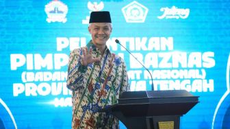 Ada Potensi Wakaf Belum Maksimal, Ganjar Pranowo Minta Pimpinan Baznas Jateng Bisa Lebih Kreatif