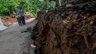 Pergerakan Tanah di Jatisari Cianjur Meluas, Ratusan Jiwa Mengungsi