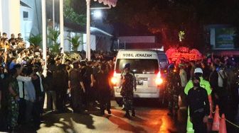 BREAKING NEWS: Penuh Haru, Jenazah Eril Tiba di Rumah Duka Gedung Pakuan Bandung