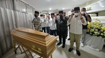 Ikut Salatkan Jenazah Eril, Bupati Tangerang Ungkap Kondisi Ridwan Kamil
