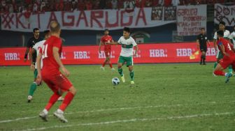 5 Hits Bola: Wasit di Laga Timnas Indonesia vs Yordania Ternyata Pernah Beri Kartu Merah Agung Supriyanto
