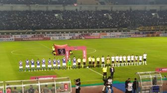Hadapi 10 Pemain, Persib Bandung Berbagi Angka dengan Bali United di GBLA
