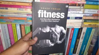 Meraih Bentuk Tubuh Ideal, Ulasan Buku Fitness