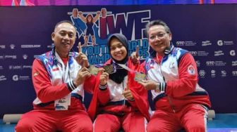 Lifter Luluk Diana Sabet Gelar Juara Dunia Angkat Besi Remaja IWF 2022