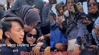 Rekam Keluarga Saat Menangis, Netizen Kecam Pelayat yang Datang ke Pemakaman Eril Demi Konten: Enggak Punya Adab