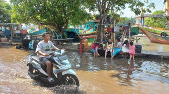 5 Kecamatan di Pasuruan Terendam Banjir Rob Akibat Luapan Permukaan Air Laut