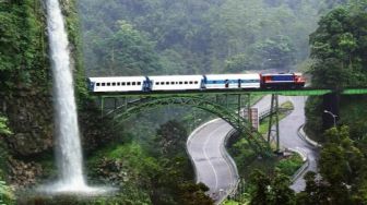 Video Luapannya Viral, Di Mana Lokasi Air Terjun Lembah Anai yang Terletak di Pinggir Jalan?