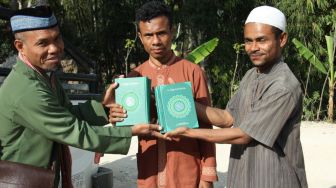 Tugas BWA di NTT Selesai, 100 Ribu Wakaf Alquran Telah Disebar