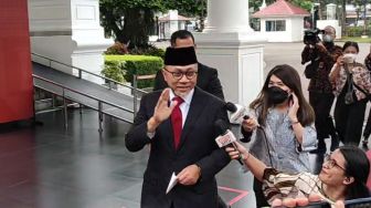 Mau Dilantik Presiden Jokowi Jadi Mendag, Ketum PAN Zulhas Tiba di Istana Pakai Setelan Jas Hitam