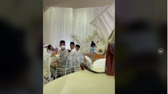 Viral Video Pelaminan Ambruk Saat Akad Nikah, Netizen Curiga: Ini Pasti Doa Mantan yang Tersakiti
