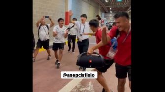 Aksi Shin Tae-yong Joget Goyang Tangan Rayakan Keberhasilan Antar Timnas Indonesia ke Piala Asia