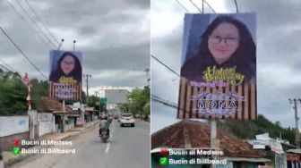 Bucin Abis! Cowok Ini Ucapkan Ulang Tahun Kekasihnya Lewat BillBoard