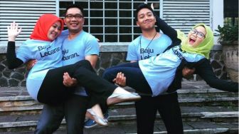 Eril, Ridwan Kamil dan Atalia Super Bangga, 5 Potret Zara Wisuda Kelulusan SMA