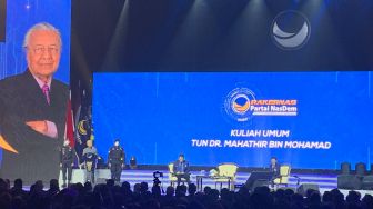Di Hadapan Kader NasDem dan Surya Paloh, Eks PM Malaysia Mahathir Mohamad Puji Pemerintahan Jokowi