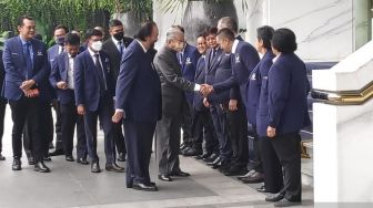 Mantan Perdana Menteri Malaysia Mahathir Mohamad Sambangi Nasdem Tower